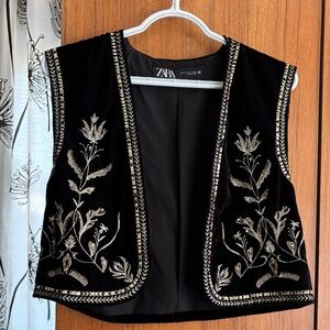 Zara Black Velvet Gold Floral Embroidered Sequin Boho Vest Waistcoat Size M